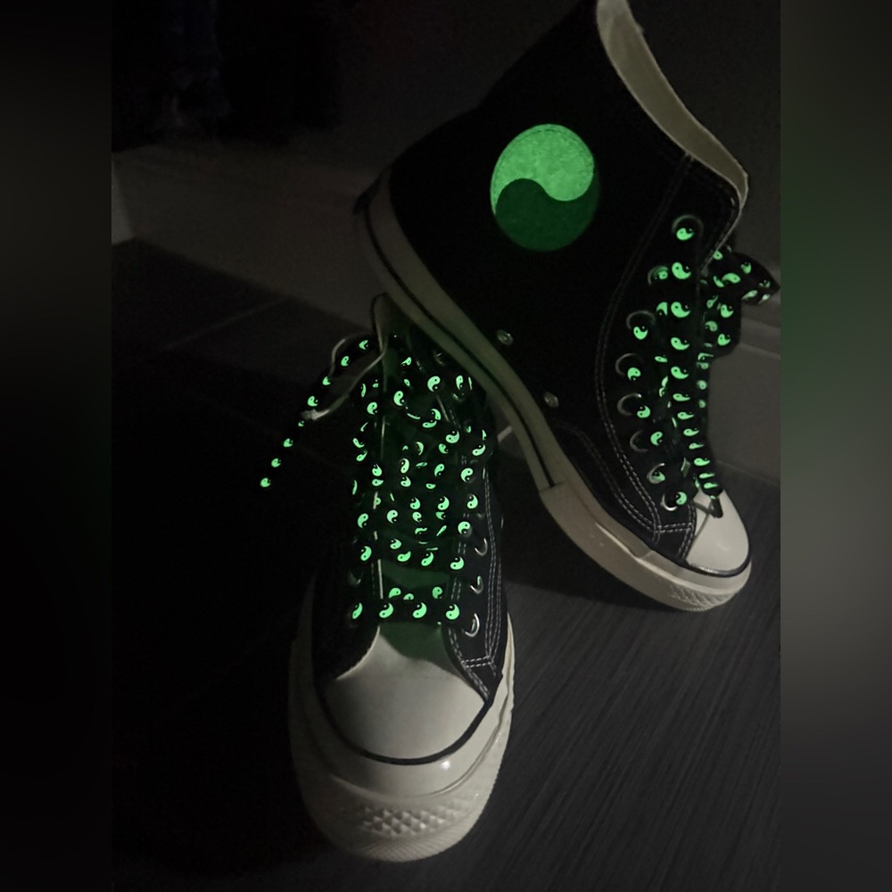 Chuck 70 All Star Yin-Yang - GLOW IN THE DARK (Unisex M8/W10) - Picture 8 of 9